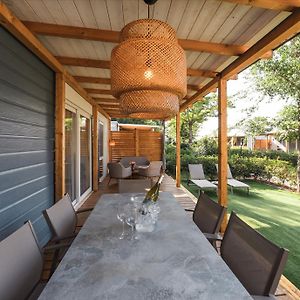 Three-Bedroom Cottage Pet allowed